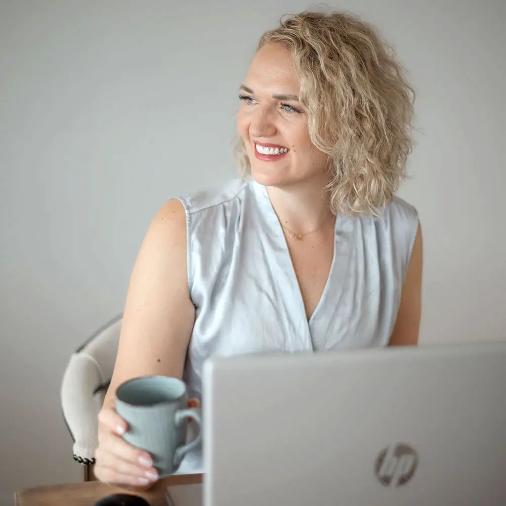 christina_computer-website